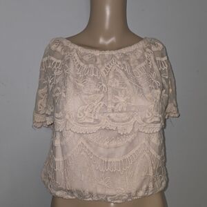 Daytrip Crochet Lace Blouse Soft Cream Off Shoulder, Cold Shoulder Sz Small